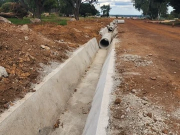 Stands & Residential Land