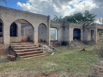 Stands & Residential Land