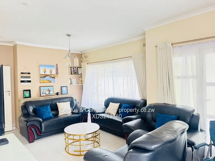 House for Sale: Avondale West (close to Suffolk)