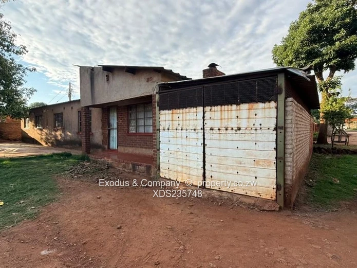 A house for sale in Kuwadzana 