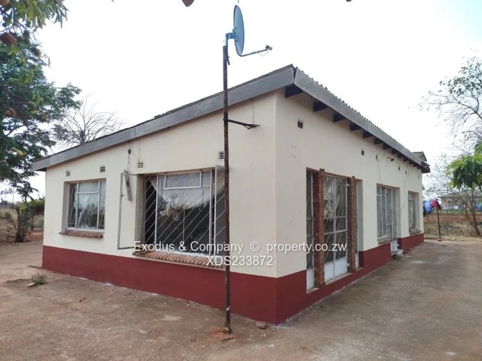A property for sale in Woodville Park, Bulawayo
