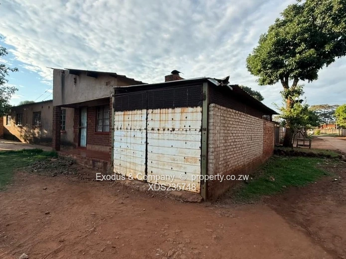 A house for sale in Kuwadzana 
