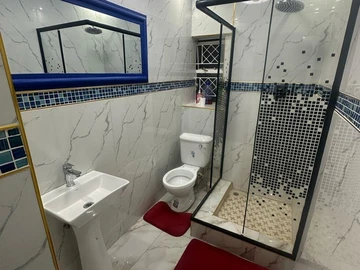 3 Bedroom Flat & Apartment