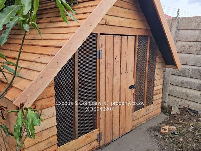 House to Let – Spacious, Walled & Gated